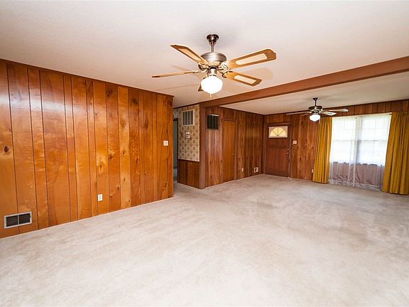 3rd image of 156 Bristow Ln