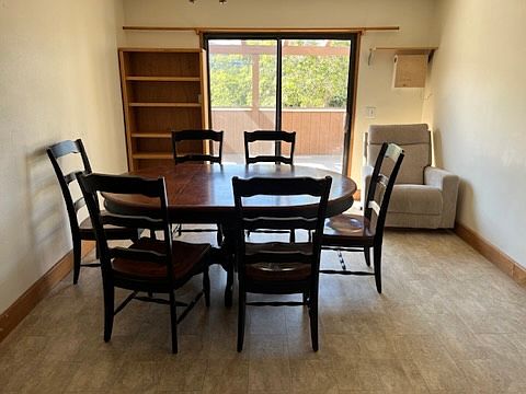 3rd image of 1663 Phillips Ln