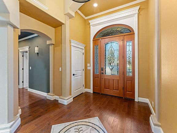 3rd image of 2310 Haviland Dr