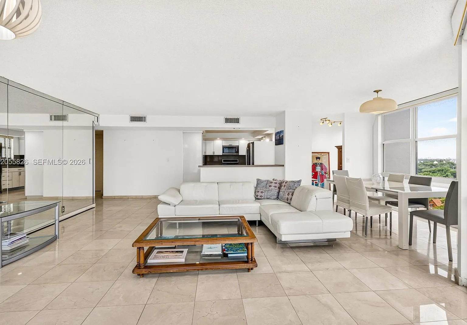 Brickell Place Condo — Photo 4