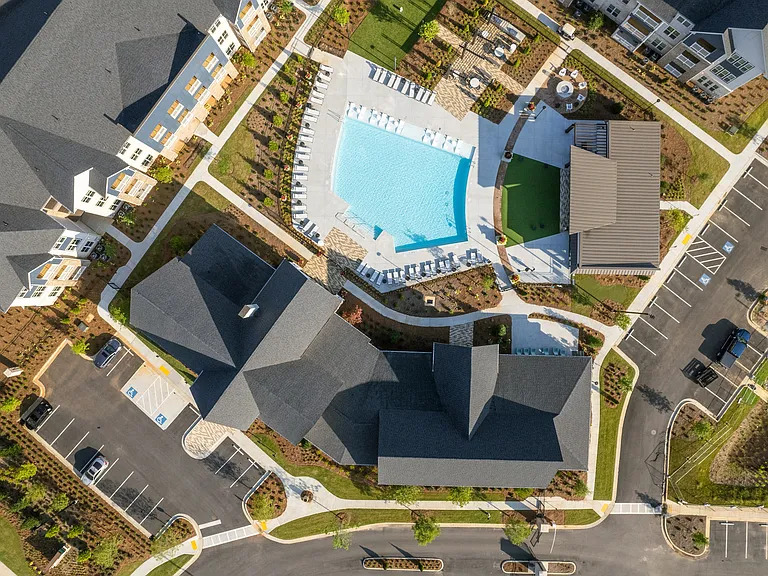 Celadon on Club Apartments — Photo 49