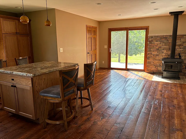 11803 Sandpiper Rd NE — Photo 3