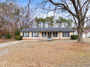 518 Suffolk Ct, Fayetteville, NC 28311