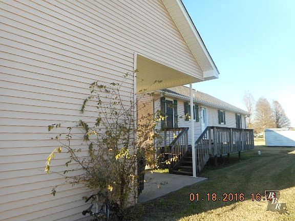 3rd image of 466 Buchannon St