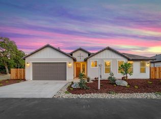 2617 Gunn Rd, Carmichael, CA 95608