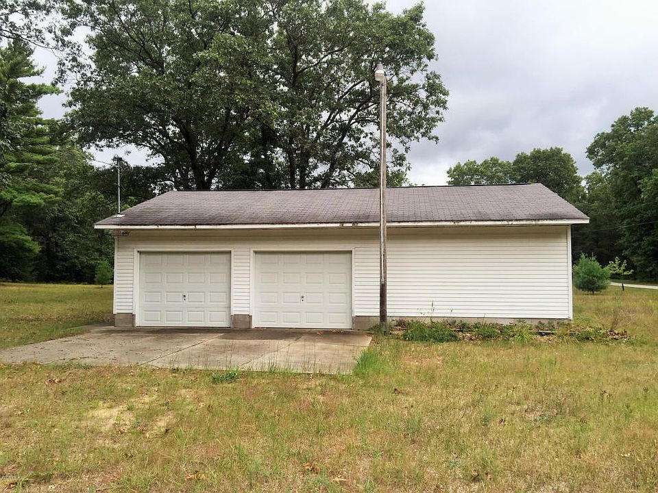 1st image of 1830 E White Lake Dr