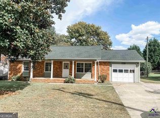 411 Arrowhead Trl, Warner Robins, GA 31088