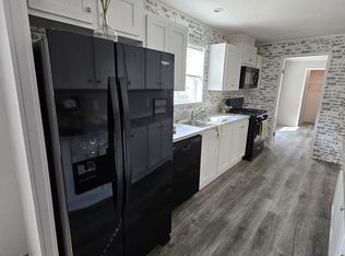 Lindale Manor, Marion, IA 52302