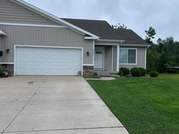 4682 S Shooks Ct, Hudsonville, MI 49426