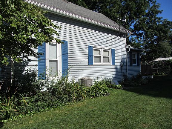 5th image of 513 E Burgess St