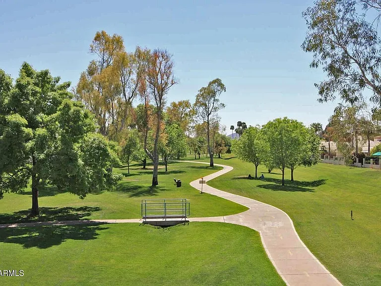 10115 E Mountain View Rd #2049 — Photo 40