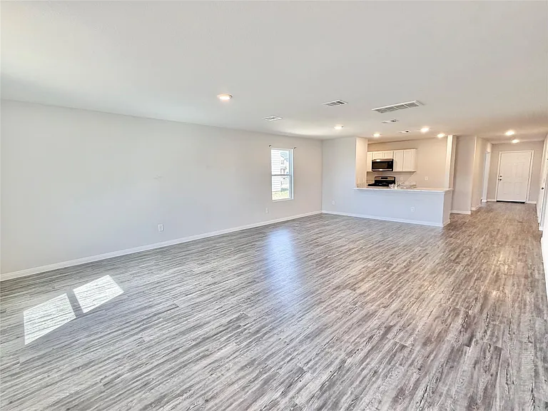 1395 Road 5102 — Photo 4