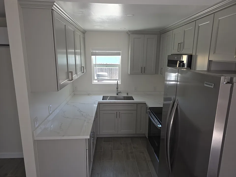 217 E Morningside St #A