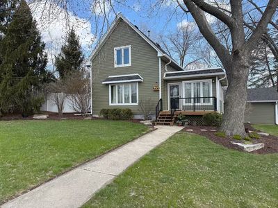 300 Division St, South Elgin, IL, 60177