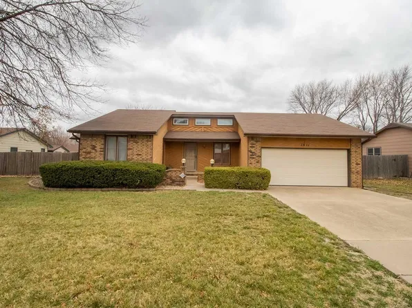 1511 N Lark Ln, Wichita, KS 67212