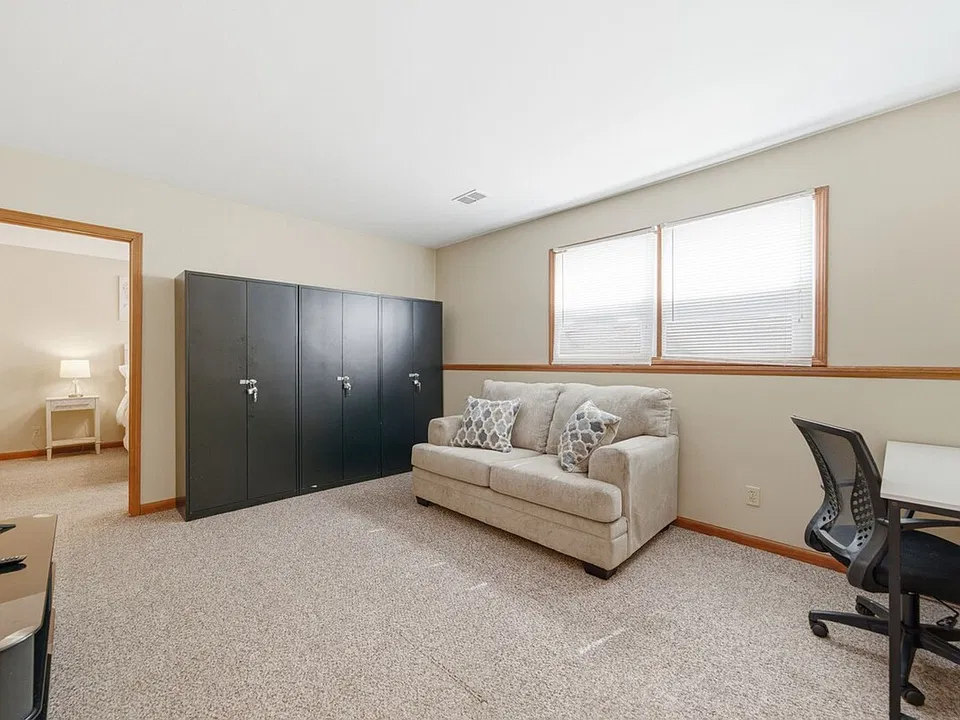 1133 Johnston Dr #ID1497748P