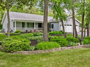28W140 Mack Rd, Wheaton, IL 60189