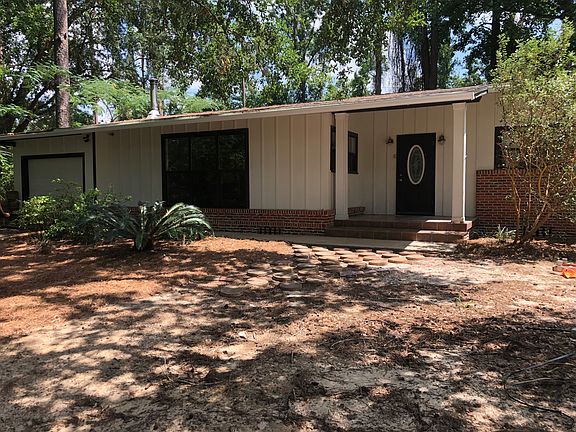 2nd image of 3571 Lakeshore Dr