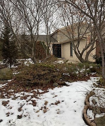 2nd image of 178 Columbia Ave