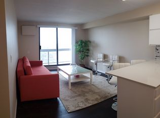 150 Park St W #2514, Windsor, ON N9A 7A2