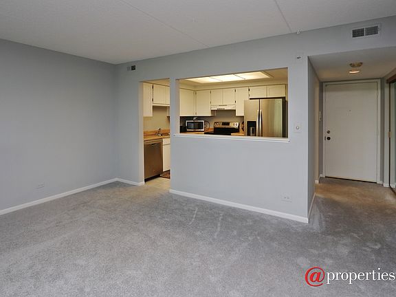 Kitchen / Breakfast Room