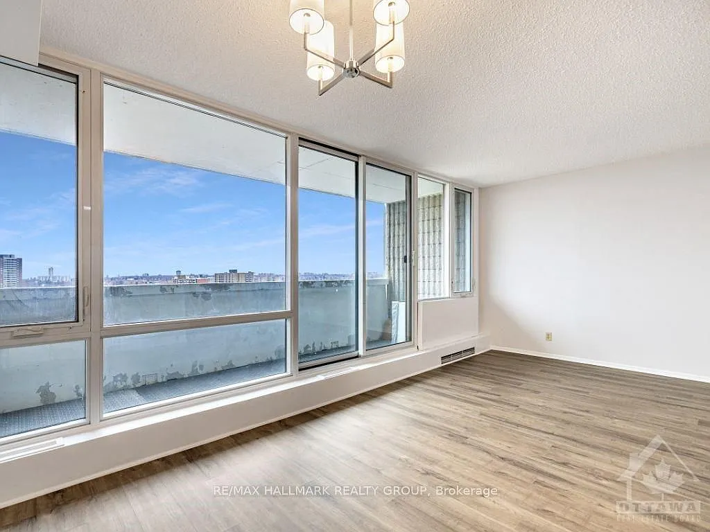 2625 Regina St — Photo 3