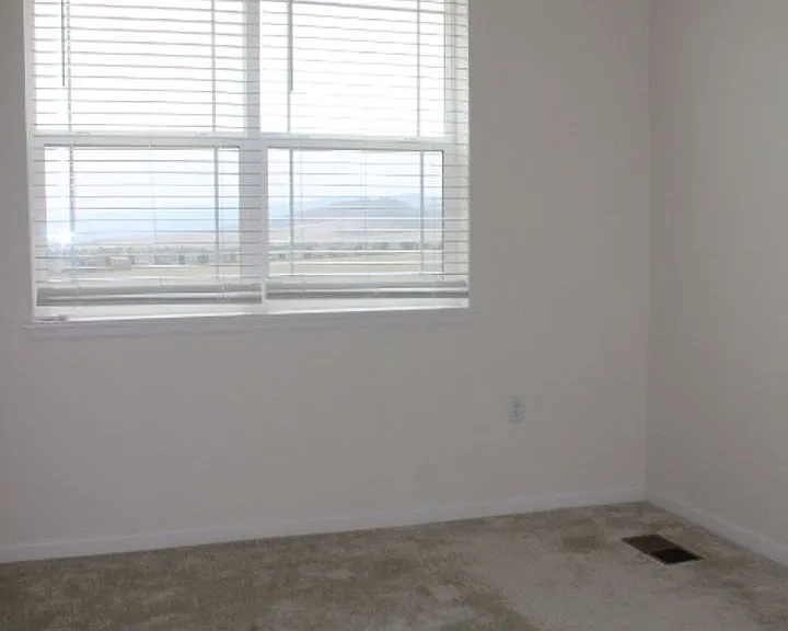 9992 W Victoria Pl #205 — Photo 28