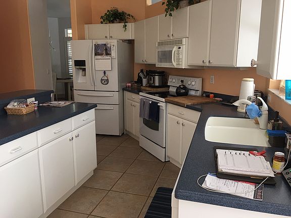 5th image of 2173 Berkley Way