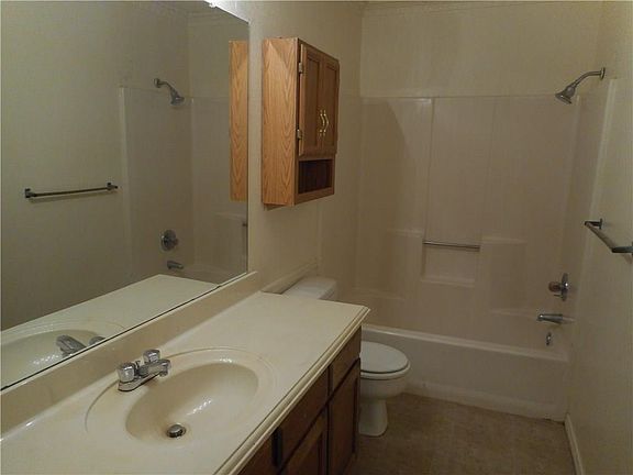 5th image of 2302 Kingsford Ct