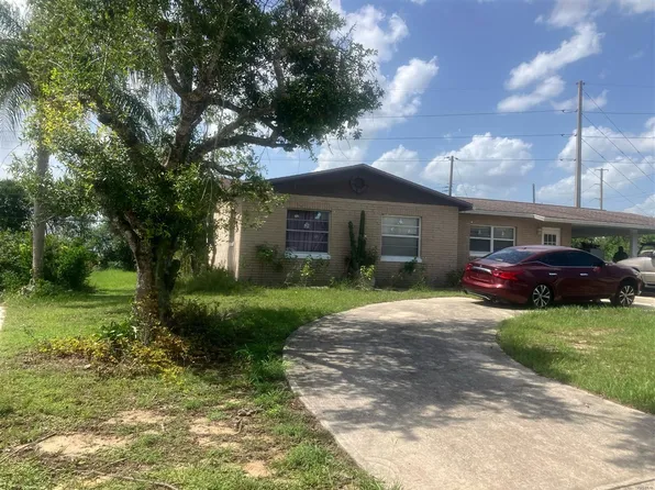 6311 & 6301 Cambridge Dr, Sebring, FL 33876