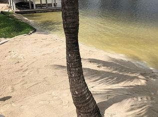 17851 NW 84th Pl, Hialeah, FL 33015