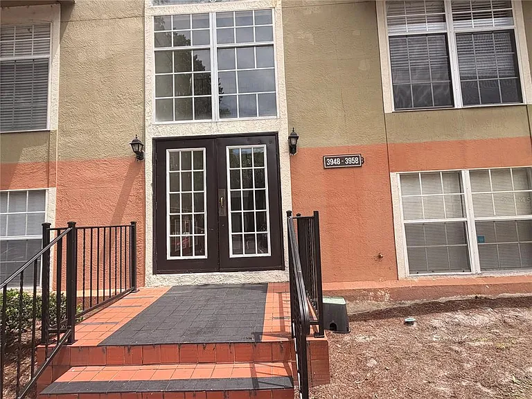 3956 Versailles Dr #3956B — Photo 2