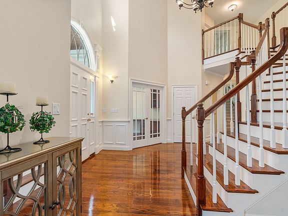 5th image of 7 Turtle Creek Cir