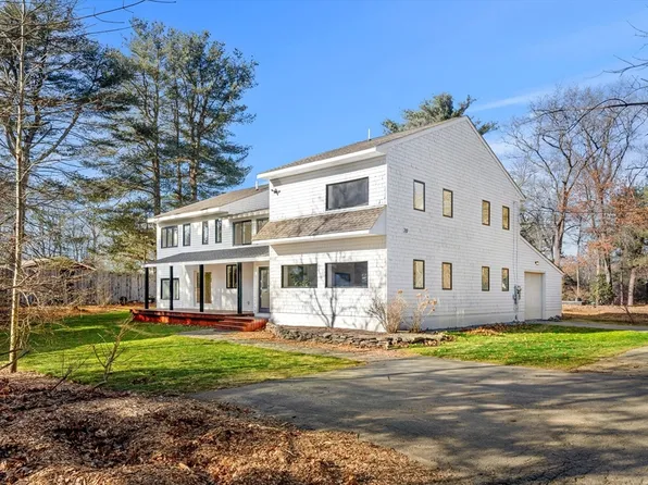 20 Darton St, Concord, MA 01742