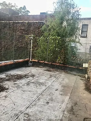 Rented by G2 Realty Group LLC | media 6