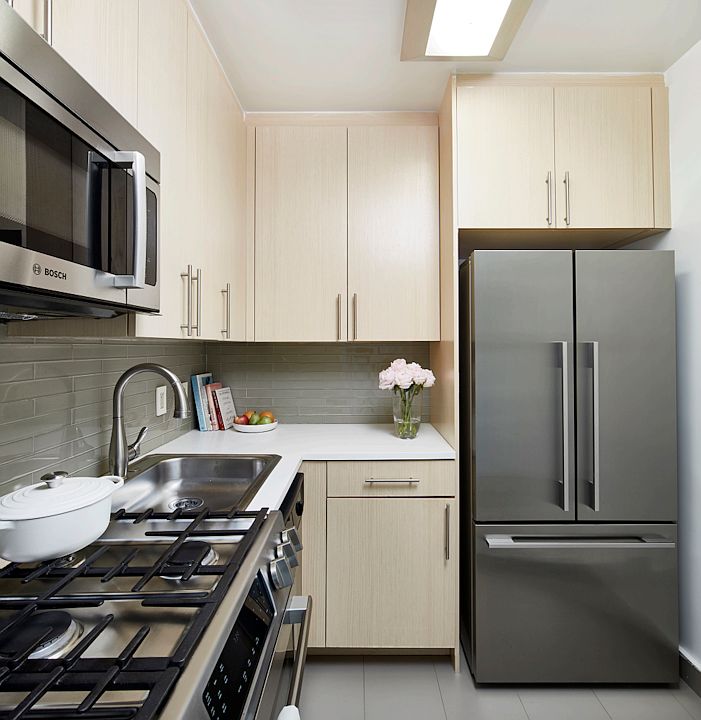 1st image of 110 Horatio St APT 815