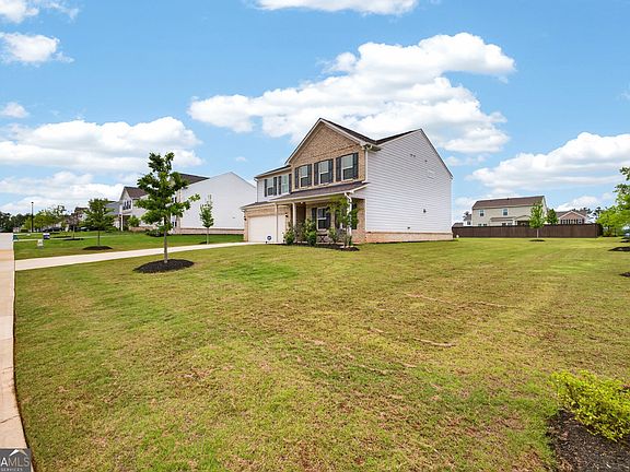 2nd image of 500 Elkwood Ln