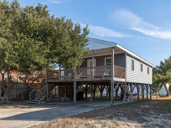 111 Carlow Ave, Kill Devil Hills, NC 27948