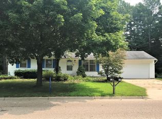 549 Sherman St, Allegan, MI 49010