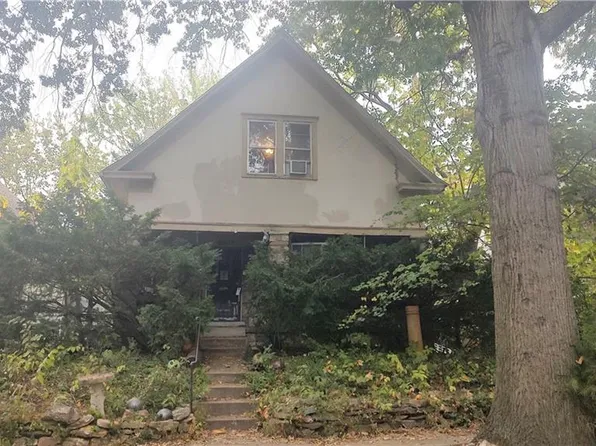 4605 Liberty St, Kansas City, MO 64112