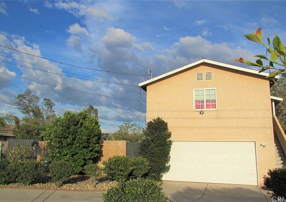 1st image of 9413 Hemlock Ave