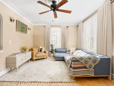 60 Cooper St APT 1E, New York, NY, 10034