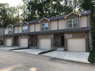 135 Country Ln UNIT 202, Clarksville, TN 37043