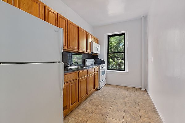 1st image of 2 Seaman Ave APT 2F