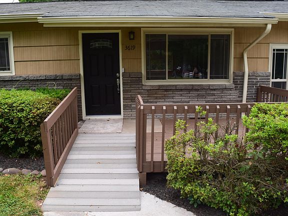 3rd image of 3619 Southwood Dr