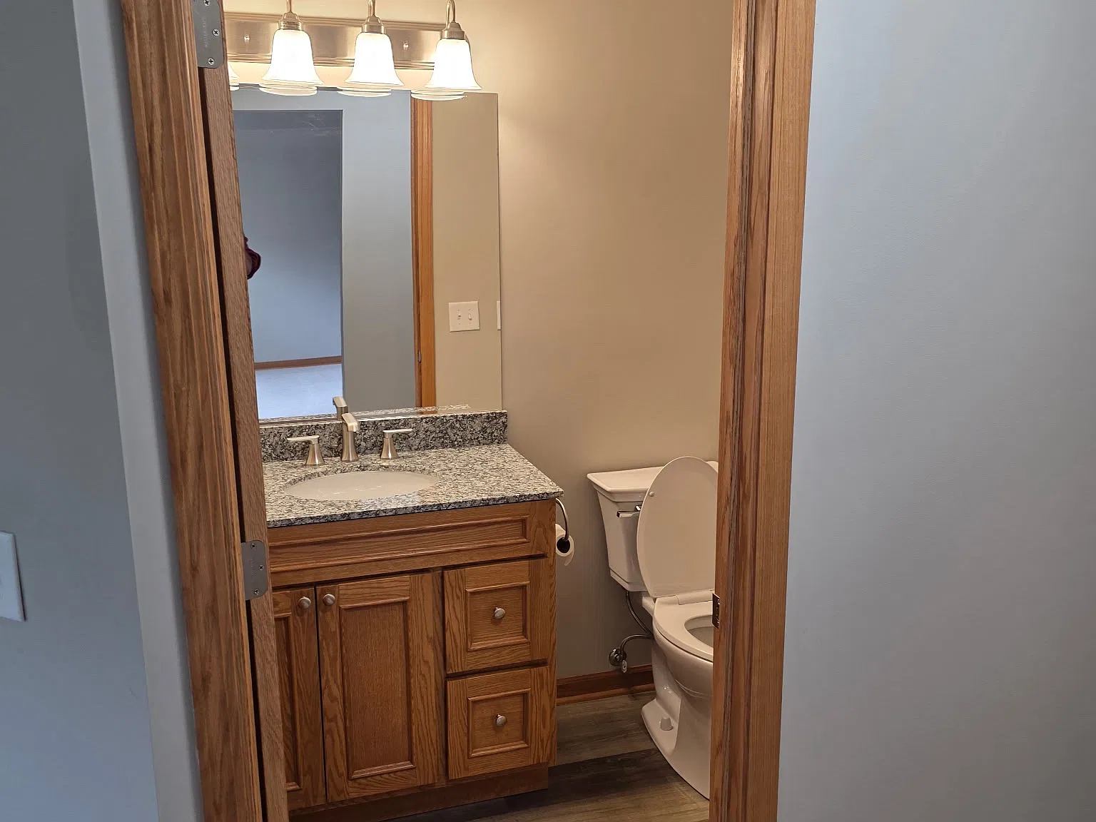 3 bed, 1875 sqft, $2,200 — Photo 3