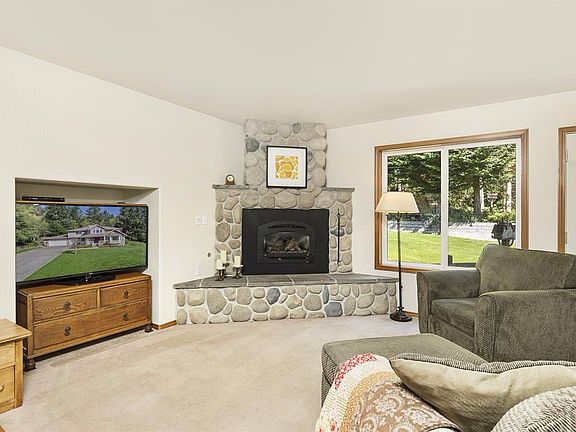 5th image of 5114 99th Avenue Ct NW