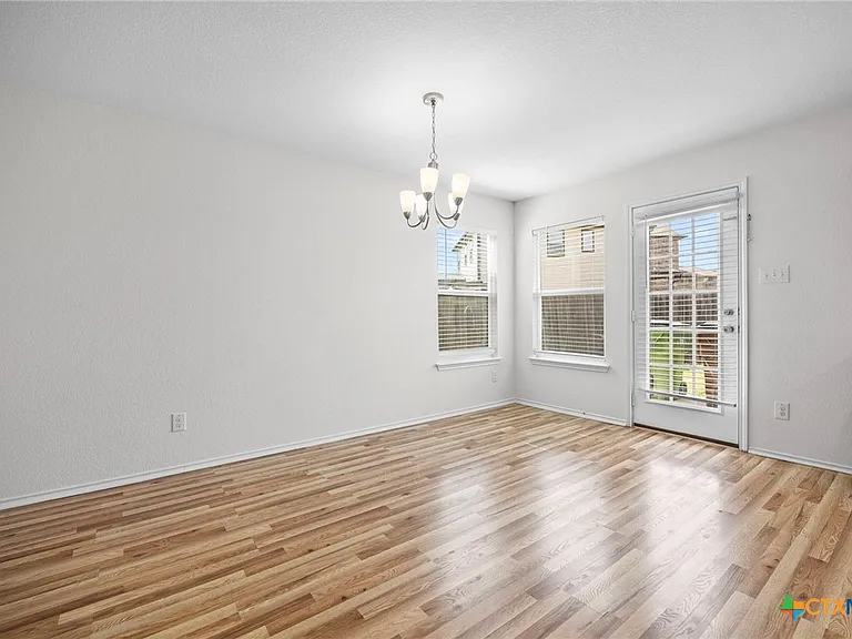 14212 James Buchanan St — Photo 8