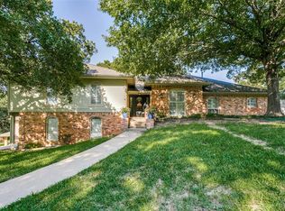 3905 S Shadycreek Dr, Arlington, TX 76013