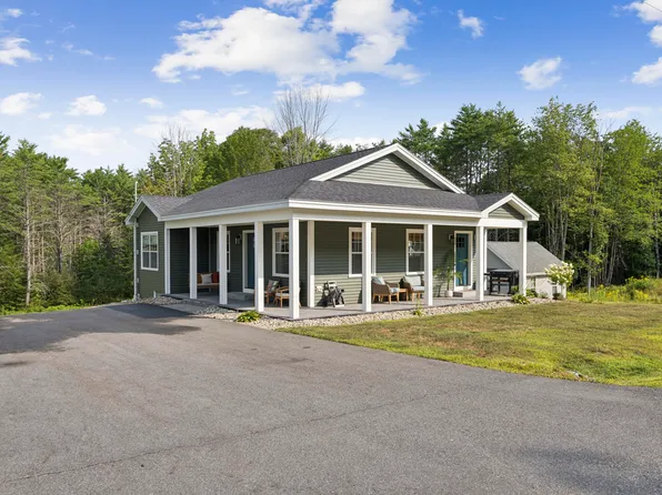 9 Ledgewood Drive, Brunswick, ME 04011